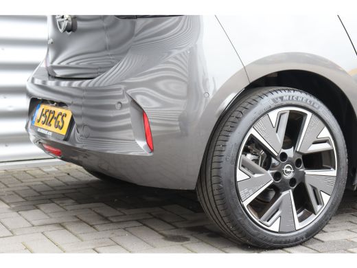 Opel Corsa-e EV 136PK ELEGANCE LAUNCH EDITION AUTOMAAT / NAVI / LEDER / CLIMA / PDC / 17" LMV / CAMERA / FULL-... ActivLease financial lease
