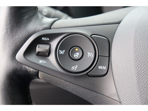Opel Corsa-e EV 136PK ELEGANCE LAUNCH EDITION AUTOMAAT / NAVI / LEDER / CLIMA / PDC / 17" LMV / CAMERA / FULL-... ActivLease financial lease