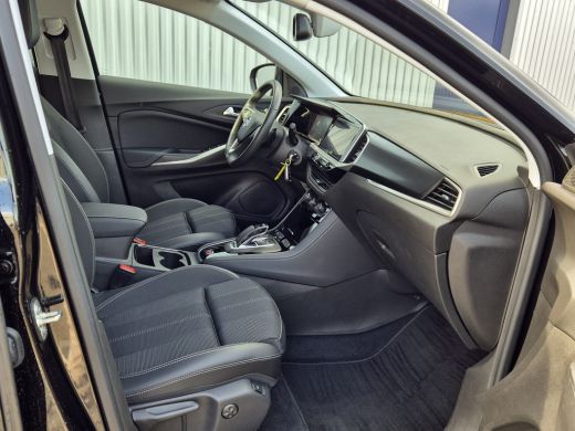 Opel Grandland 1.2 130PK Turbo Level | Achteruitrijcamera | Winterpakket | 18 Inch LMV | Cruise control | Leder ... ActivLease financial lease