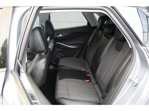 Opel Grandland 1.2 Turbo GS-Line aut. | Stoel & Stuur verwarming | Camera | Climate | Carplay | ActivLease financial lease