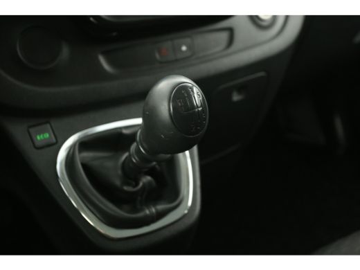 Opel Vivaro 1.6 CDTI L2H1 | DC | 6-Zits | Airco | Cruise | Camera | Navi | Parkeersens. | Trekh. | Imperiaal ActivLease financial lease