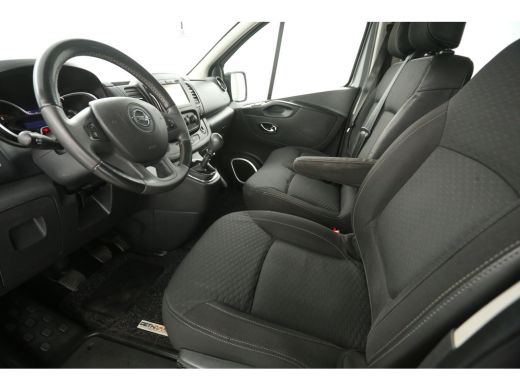 Opel Vivaro 1.6 CDTI L2H1 | DC | 6-Zits | Airco | Cruise | Camera | Navi | Parkeersens. | Trekh. | Imperiaal ActivLease financial lease