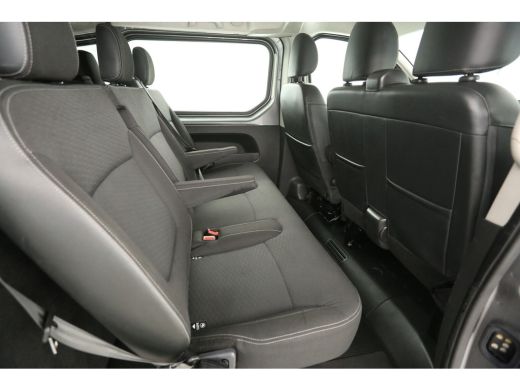 Opel Vivaro 1.6 CDTI L2H1 | DC | 6-Zits | Airco | Cruise | Camera | Navi | Parkeersens. | Trekh. | Imperiaal ActivLease financial lease