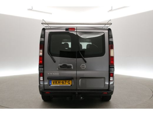 Opel Vivaro 1.6 CDTI L2H1 | DC | 6-Zits | Airco | Cruise | Camera | Navi | Parkeersens. | Trekh. | Imperiaal ActivLease financial lease