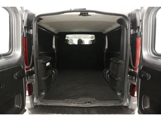 Opel Vivaro 1.6 CDTI L2H1 | DC | 6-Zits | Airco | Cruise | Camera | Navi | Parkeersens. | Trekh. | Imperiaal ActivLease financial lease