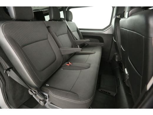 Opel Vivaro 1.6 CDTI L2H1 | DC | 6-Zits | Airco | Cruise | Camera | Navi | Parkeersens. | Trekh. | Imperiaal ActivLease financial lease