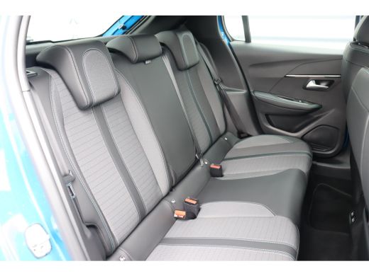 Peugeot 208 1.2 PURETECH 100PK ALLURE PACK / NAVI / LEDER / CLIMA / FULL-LED / 16" LMV / KEYLESS / ADAPT. CRU... ActivLease financial lease