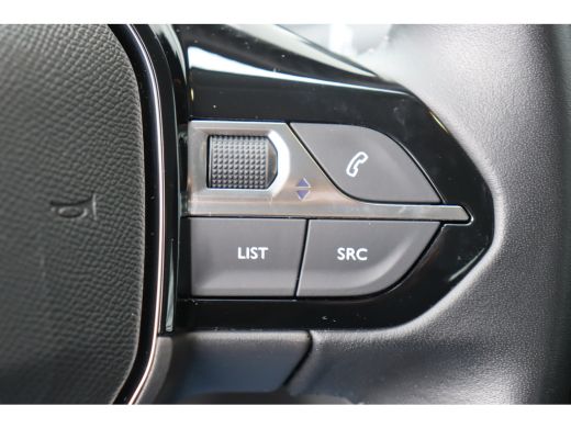 Peugeot 208 1.2 PURETECH 100PK ALLURE PACK / NAVI / LEDER / CLIMA / FULL-LED / 16" LMV / KEYLESS / ADAPT. CRU... ActivLease financial lease
