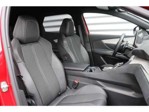 Peugeot 3008 1.6 HYBRID 225PK GT PACK AUTOMAAT / NAVI / LEDER / CLIMA / PDC / 19" LMV / CAMERA / BLACK PACK / ... ActivLease financial lease