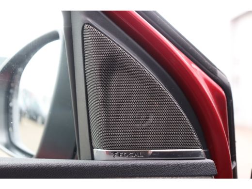 Peugeot 3008 1.6 HYBRID 225PK GT PACK AUTOMAAT / NAVI / LEDER / CLIMA / PDC / 19" LMV / CAMERA / BLACK PACK / ... ActivLease financial lease