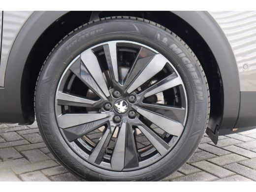 Peugeot 5008 1.2 PURETECH 130PK GT PACK AUTOMAAT / NAVI / CLIMA / PDC / 19" LMV / CAMERA / KEYLESS / FULL-LED ... ActivLease financial lease
