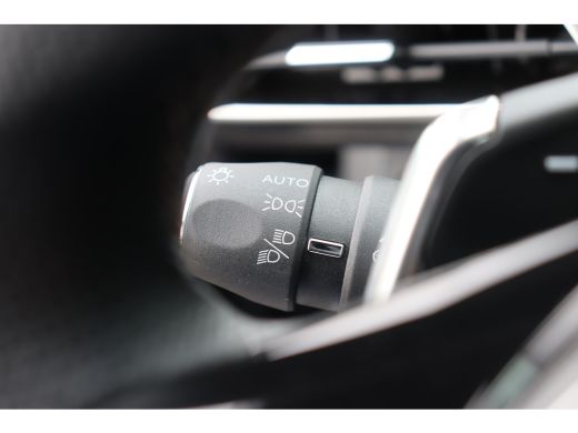 Peugeot 5008 1.2 PURETECH 130PK GT PACK AUTOMAAT / NAVI / CLIMA / PDC / 19" LMV / CAMERA / KEYLESS / FULL-LED ... ActivLease financial lease