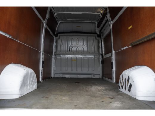 Peugeot Boxer 2.0 BlueHDI L3H3 | 160PK | Camera | Navigatie | Cruise | Airco | 3T Trekgewicht | Euro 6 ActivLease financial lease