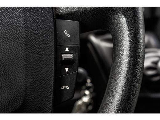 Peugeot Boxer 2.0 BlueHDI L3H3 | 160PK | Camera | Navigatie | Cruise | Airco | 3T Trekgewicht | Euro 6 ActivLease financial lease