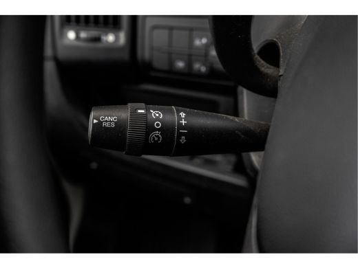 Peugeot Boxer 2.0 BlueHDI L3H3 | 160PK | Camera | Navigatie | Cruise | Airco | 3T Trekgewicht | Euro 6 ActivLease financial lease