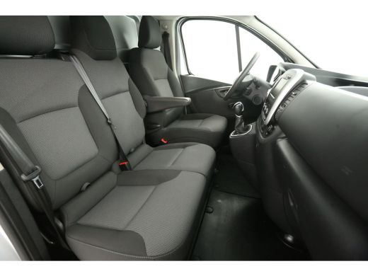 Renault Trafic 2.0 dCi T29 L1H1 | 170PK | Automaat | Airco | Cruise | Camera | Carplay | Trekh. | 2xSchuifdeur |... ActivLease financial lease