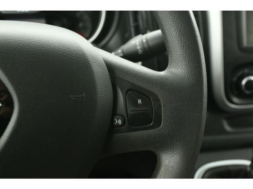 Renault Trafic 2.0 dCi T29 L1H1 | 170PK | Automaat | Airco | Cruise | Camera | Carplay | Trekh. | 2xSchuifdeur |... ActivLease financial lease