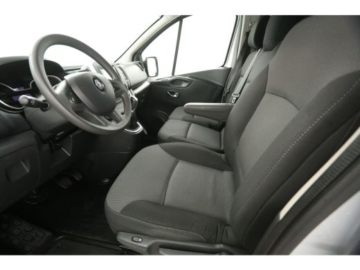 Renault Trafic 2.0 dCi T29 L1H1 | 170PK | Automaat | Airco | Cruise | Camera | Carplay | Trekh. | 2xSchuifdeur |... ActivLease financial lease