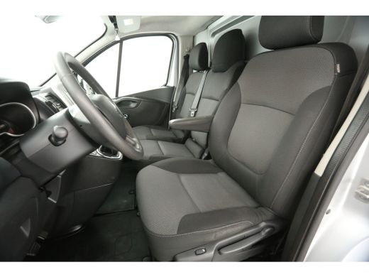 Renault Trafic 2.0 dCi T29 L1H1 | 170PK | Automaat | Airco | Cruise | Camera | Carplay | Trekh. | 2xSchuifdeur |... ActivLease financial lease