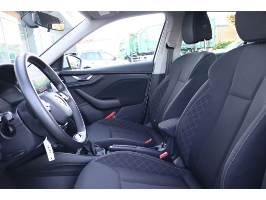 Skoda Kamiq 110PK 1.0 TSI Ambition | Airco | Apple Carplay/Android Auto|telefoonintegratie premium | Cruise c... ActivLease financial lease