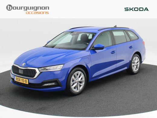 Skoda Octavia Combi 1.4 TSi 204 Pk Automaat iV PHEV Business Edition | Cruise Control | Carplay | Navigatiesyst... Skoda Octavia Combi 1.4 TSi 204 Pk Automaat iV PHEV Business Edition | Cruise Control | Carplay | Navigatiesyst...