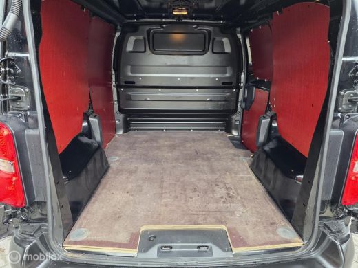 Toyota ProAce 1.5 D-4D Cool Comfort ActivLease financial lease