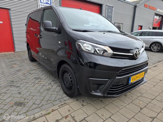 Toyota ProAce 1.5 D-4D Cool Comfort ActivLease financial lease