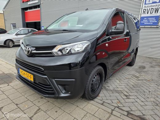 Toyota ProAce 1.5 D-4D Cool Comfort ActivLease financial lease