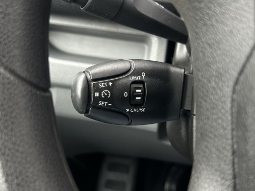 Toyota ProAce 2.0 D-4D 145 PK / L2H1 / 1e EIGENAAR / 43.241 KM !! / AIRCO / CRUISE / 3-ZITS / BLUETOOTH ActivLease financial lease