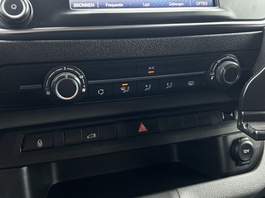 Toyota ProAce 2.0 D-4D 145 PK / L2H1 / 1e EIGENAAR / 43.241 KM !! / AIRCO / CRUISE / 3-ZITS / BLUETOOTH ActivLease financial lease