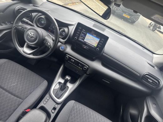 Toyota Yaris 1.5 Hybrid Dynamic | 06-10141018 Voor meer informatie ActivLease financial lease