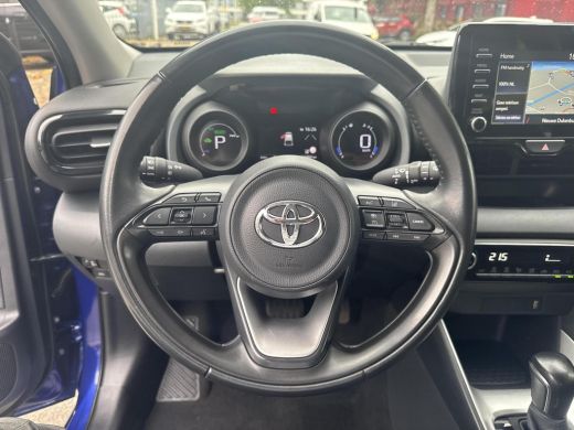 Toyota Yaris 1.5 Hybrid Dynamic | 06-10141018 Voor meer informatie ActivLease financial lease