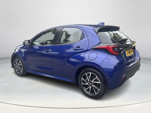 Toyota Yaris 1.5 Hybrid Dynamic | 06-10141018 Voor meer informatie ActivLease financial lease