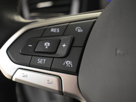 Volkswagen Polo 1.0 TSI Edition 96pk | Camera achter | Adaptief cruise control | Navigatie via app connect | Park... ActivLease financial lease
