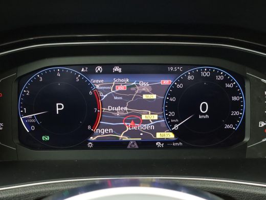 Volkswagen T-Roc 1.5 TSI 150 PK DSG SPORT *BTW* + VIRTUAL COCKPIT | BEATS | 18 INCH | APAPTIVE CRUISE | LED | STOE... ActivLease financial lease