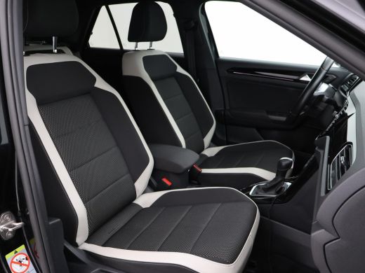Volkswagen T-Roc 1.5 TSI 150 PK DSG SPORT *BTW* + VIRTUAL COCKPIT | BEATS | 18 INCH | APAPTIVE CRUISE | LED | STOE... ActivLease financial lease