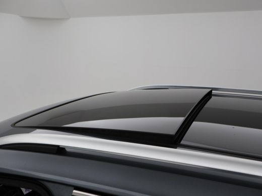 Volkswagen Tiguan Allspace 1.5 TSI R-LINE + PANORAMA | FIETSENDRAGER | TREKHAAK | MASSAGE | VIRTUAL COCKPIT | DAKDRAGERS ActivLease financial lease