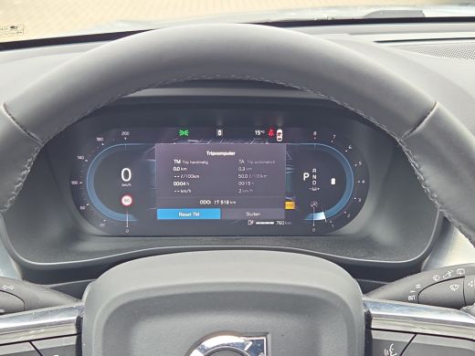 Volvo  XC40 2.0 B4 Plus Dark | Trekhaak | Camera | Pilot Assist | Harman/Kardon | Elekt. stoelen | Keyless ActivLease financial lease