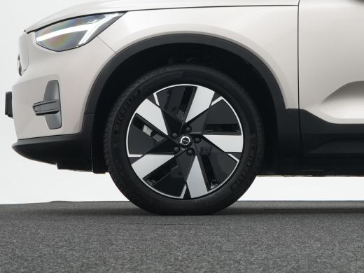Volvo  XC40 Single Extended Range Plus 82 kWh | Voorstoelen verwarmd | Warmtepomp ActivLease financial lease