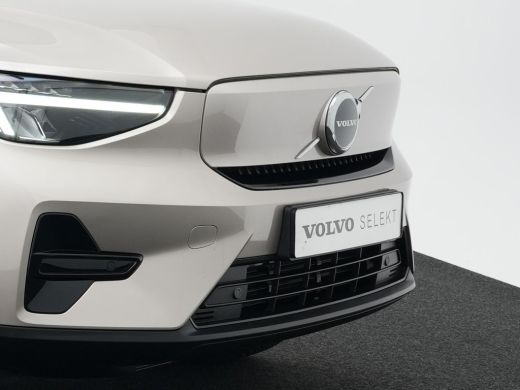 Volvo  XC40 Single Extended Range Plus 82 kWh | Voorstoelen verwarmd | Warmtepomp ActivLease financial lease