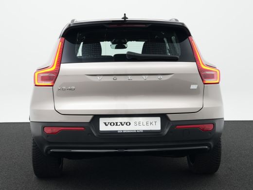 Volvo  XC40 Single Extended Range Plus 82 kWh | Voorstoelen verwarmd | Warmtepomp ActivLease financial lease