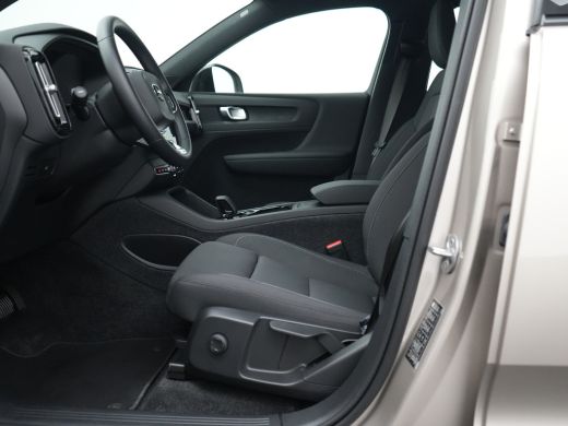 Volvo  XC40 Single Extended Range Plus 82 kWh | Voorstoelen verwarmd | Warmtepomp ActivLease financial lease