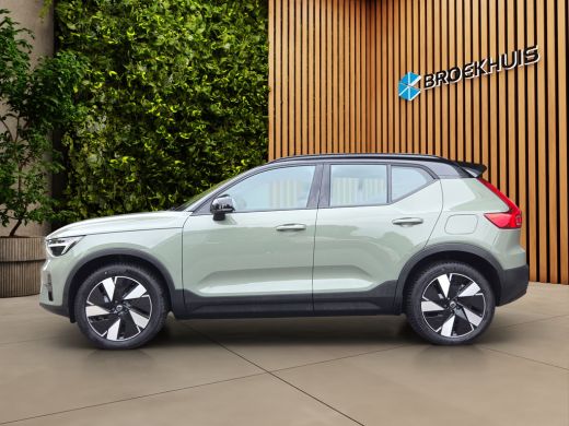 Volvo  XC40 Single Motor Extended Range Plus 82 kWh | Pilot Assist | Camera | Stuur/stoelverwarming | Keyless ActivLease financial lease