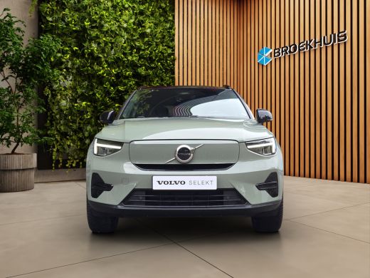 Volvo  XC40 Single Motor Extended Range Plus 82 kWh | Pilot Assist | Camera | Stuur/stoelverwarming | Keyless ActivLease financial lease