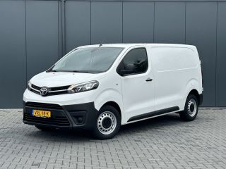 Toyota ProAce 2.0 D-4D 145 PK / L2H1 / 1e EIGENAAR / 43.241 KM !! / AIRCO / CRUISE / 3-ZITS / BLUETOOTH Toyota ProAce 2.0 D-4D 145 PK / L2H1 / 1e EIGENAAR / 43.241 KM !! / AIRCO / CRUISE / 3-ZITS / BLUETOOTH