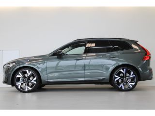 Volvo  XC60 T6 350PK Ultra Dark | Black Pack | 360° | Luchtvering | B&W Audio | Panoramadak | Getint Glas