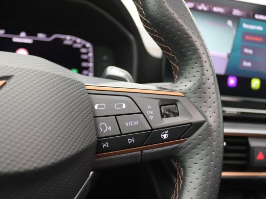 CUPRA Formentor 1.4 e-Hybrid VZ Performance 245PK DSG SOH 92%, Pano-Schuifdak, Trekhaak, Keyless, Side Assist, Ac... ActivLease financial lease