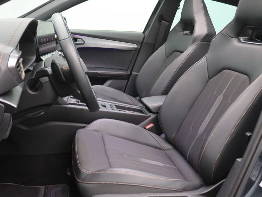 CUPRA Formentor 1.4 e-Hybrid VZ Performance 245PK DSG SOH 92%, Pano-Schuifdak, Trekhaak, Keyless, Side Assist, Ac... ActivLease financial lease