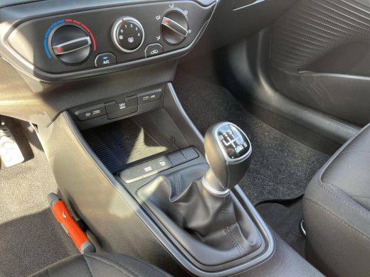 Hyundai Bayon 1.0 T-GDI Comfort | Rijklaarprijs! | Apple Carplay/Android Auto | Achteruitrijcamera | Cruise Con... ActivLease financial lease