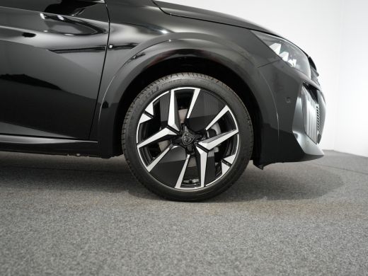Peugeot 208 GT | Adaptieve cruise control met Stop&Go functie | Armsteunen op de voorportieren bekleed met ku... ActivLease financial lease